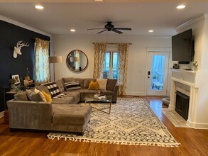 1113B Lischey Ave in Nashville, TN - Building Photo - Building Photo