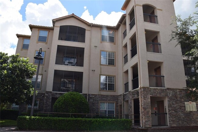 1375 Tuscana Ln in Davenport, FL - Building Photo - Building Photo