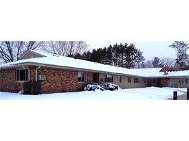 6717 Old Sawmill Rd in Harris, MN - Building Photo