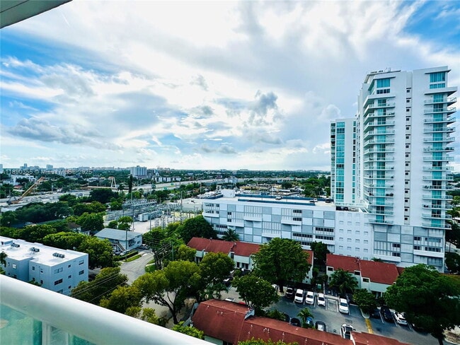 property at 1871 NW S River Dr