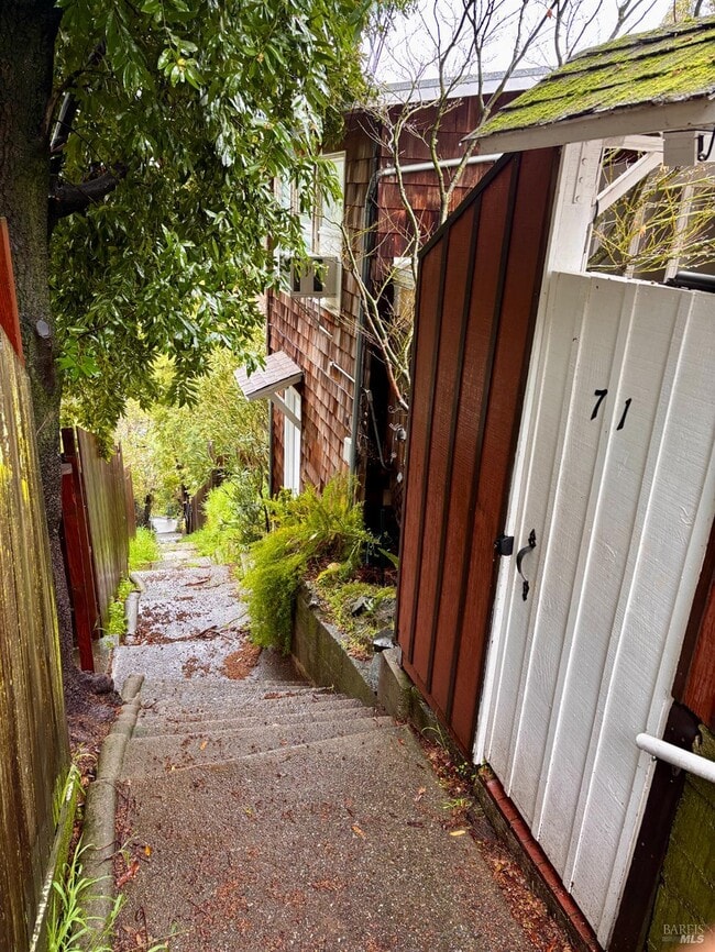 71 Rocca Dr in Fairfax, CA - Building Photo - Building Photo