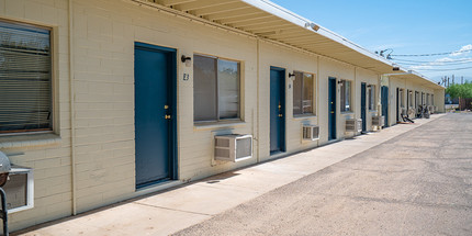 29 Palms Apartments in Tucson, AZ - Foto de edificio - Building Photo