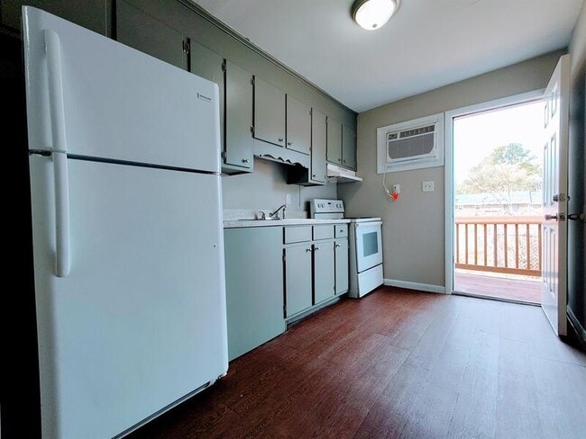 property at 4125 Sunset Ave