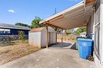 1430 16th St W in Bradenton, FL - Foto de edificio - Building Photo