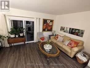5815 Swayze Dr in Niagara Falls, ON - Building Photo - Building Photo