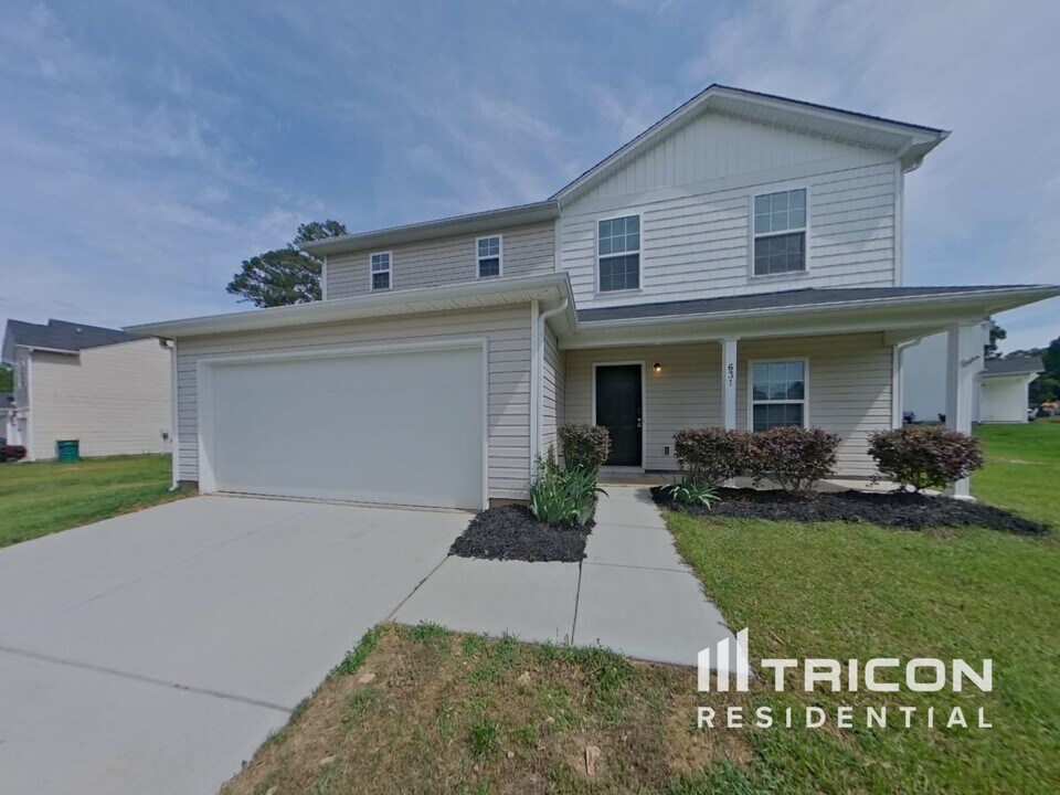 631 Buckskin Rd in Oakboro, NC - Building Photo