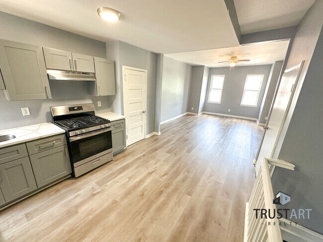 1042 E Tioga St in Philadelphia, PA - Building Photo - Building Photo