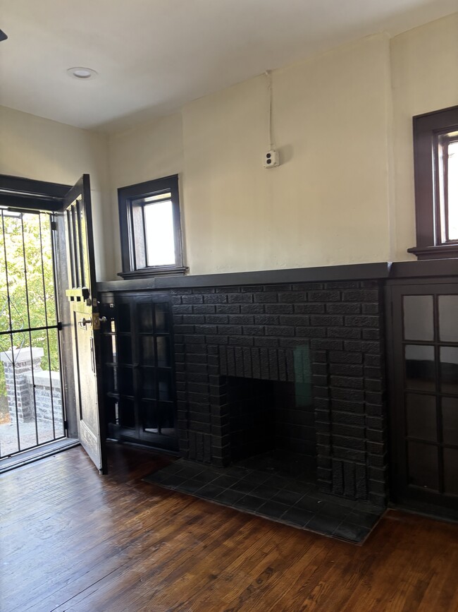 4124 Page Blvd, Unit 1