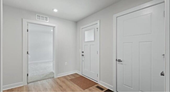 7120 Iron Gall Ln in Ruther Glen, VA - Building Photo - Building Photo