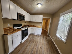 3032 2nd St Cir in Jacksonville, FL - Building Photo - Building Photo