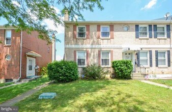 1125 W Washington St in Allentown, PA - Foto de edificio - Building Photo