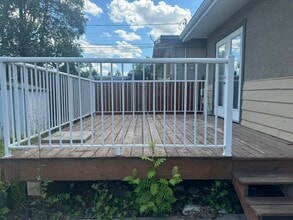 150-300-150 Lyon St S in Prince George, BC - Building Photo - Building Photo