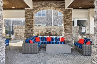 The Summit at Nashville West in Nashville, TN - Foto de edificio - Building Photo