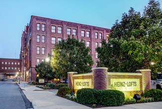 Heinz Lofts in Pittsburgh, PA - Foto de edificio - Building Photo