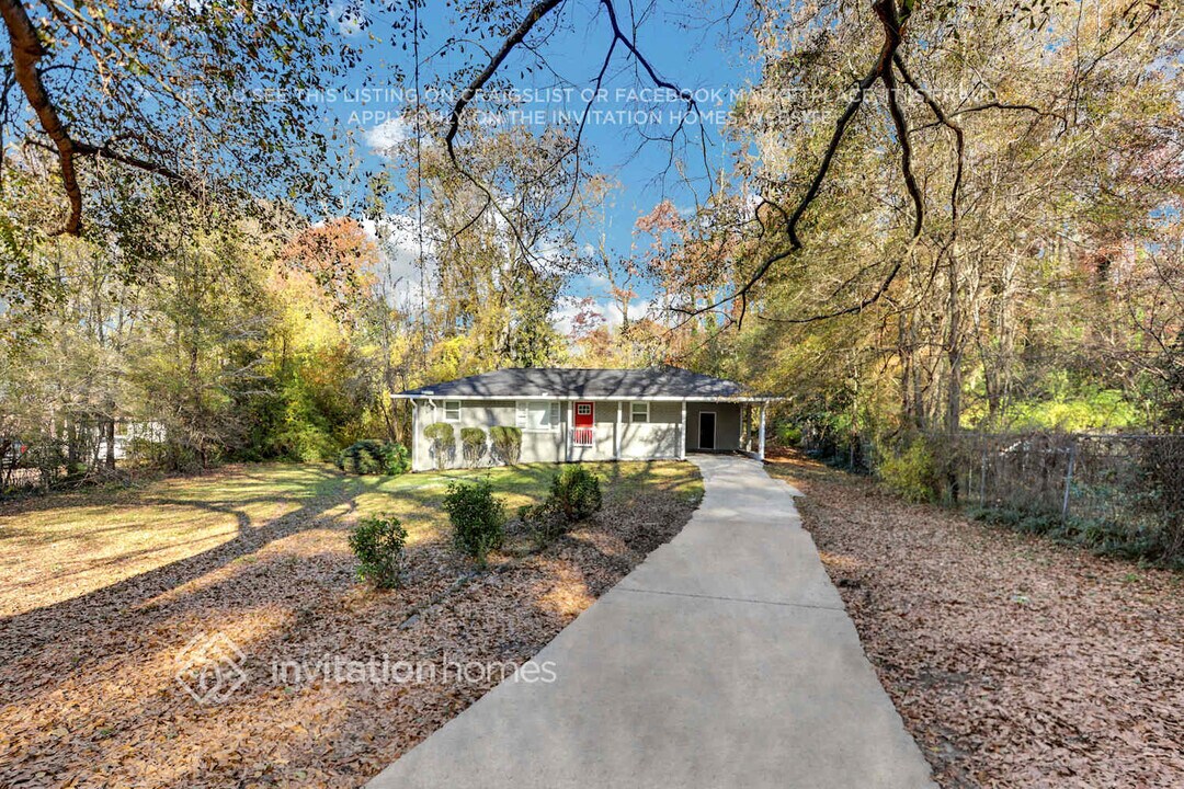 6052 Brookdale Ln SW in Mableton, GA - Building Photo