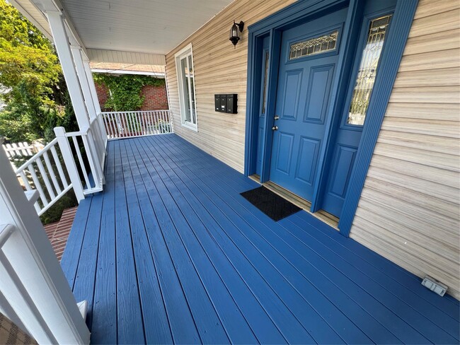 241 Beach 118th St in Queens, NY - Building Photo - Building Photo