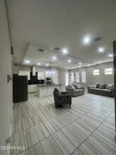 13104 Red Cove in El Paso, TX - Foto de edificio - Building Photo