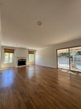 686 Azalea St in Thousand Oaks, CA - Building Photo - Building Photo