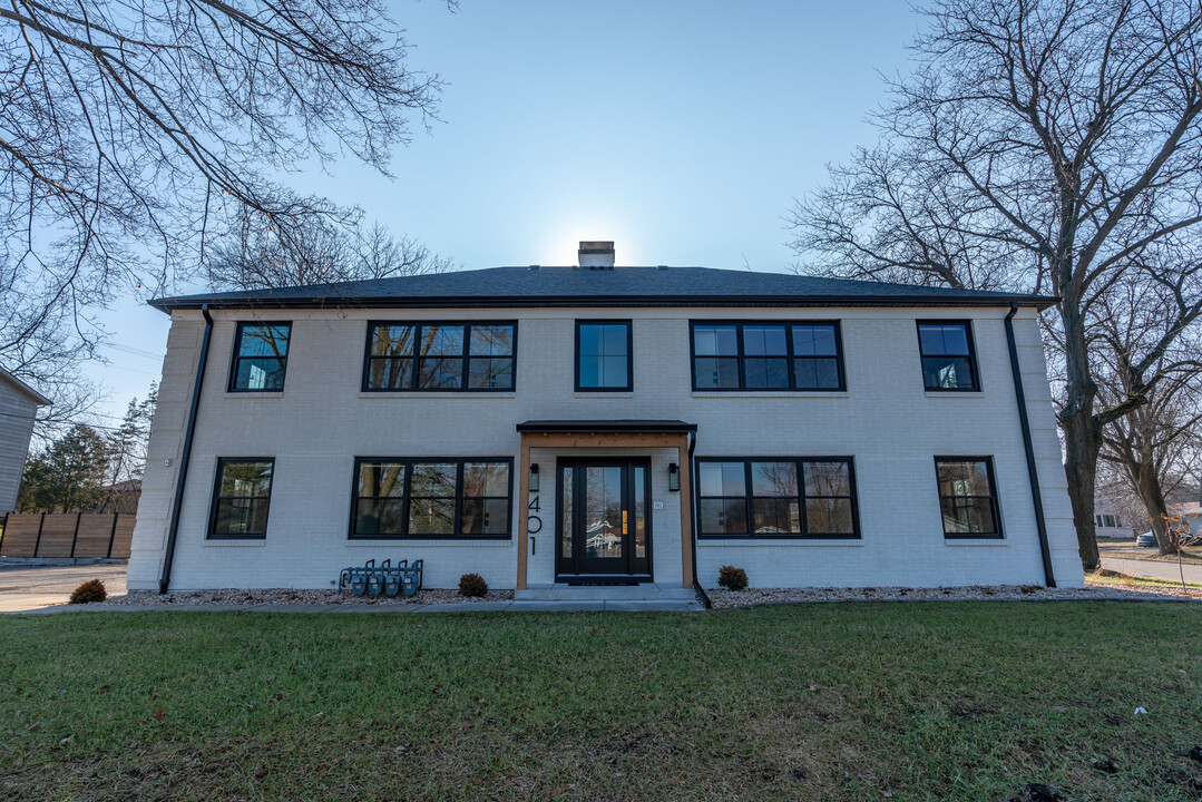 401 Presidential Ln in Madison, WI - Building Photo
