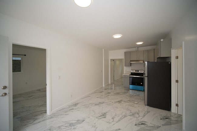 property at 45-349 Kulauli St