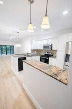 18765 Candlewick Dr in Boca Raton, FL - Building Photo - Building Photo