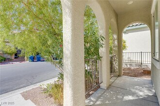 6632 Ditmars St in Las Vegas, NV - Building Photo - Building Photo