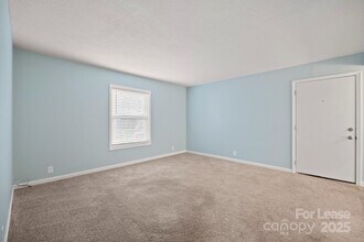 2630 Park Rd in Charlotte, NC - Building Photo - Building Photo