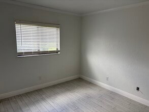 1704 University Ln, Unit College Club Condominium in Cocoa, FL - Building Photo - Building Photo