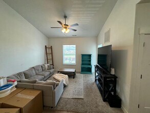 13088 Keegan Dr in Herriman, UT - Building Photo - Building Photo