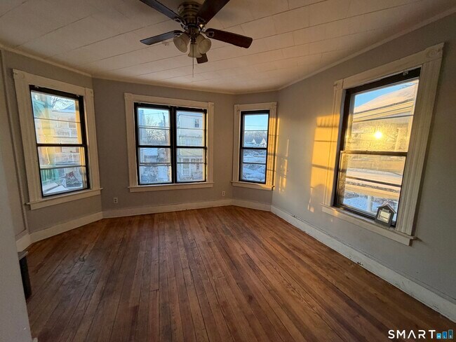 29 Silver St in Waterbury, CT - Building Photo - Building Photo