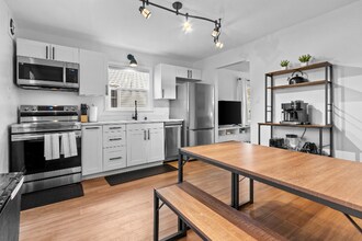 916 Quincy St in Sturgeon Bay, WI - Building Photo - Building Photo