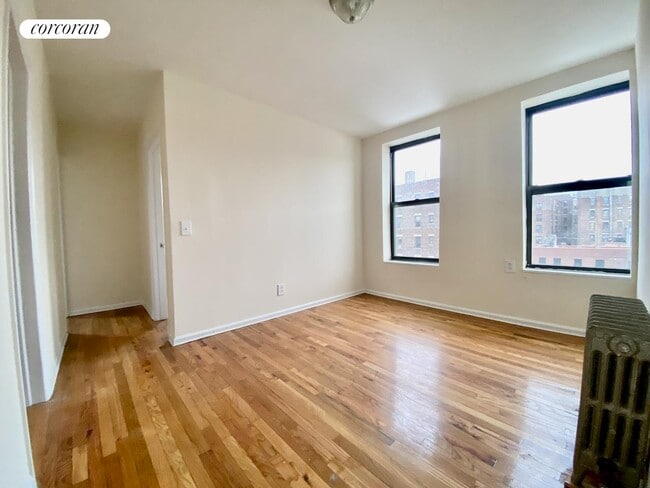 property at 541 W 142nd St