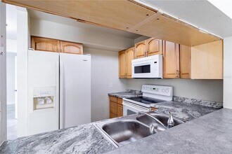 1404 Northlake Dr in Sanford, FL - Building Photo - Building Photo