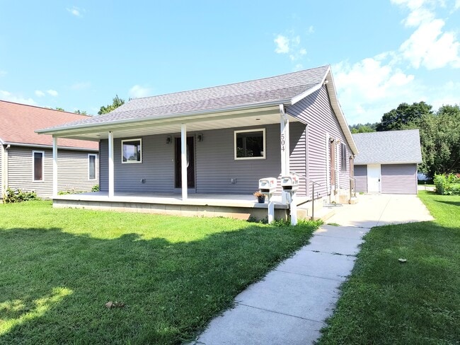 504 Decorah Ave, Unit 1