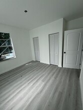 1852 SW 22nd Terrace in Miami, FL - Foto de edificio - Building Photo
