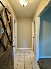 5755 Roxboro Dr in Montgomery, AL - Foto de edificio - Building Photo