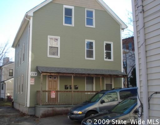 119 E School St in Woonsocket, RI - Building Photo