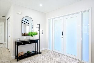 4715 Swordfish St in Bonita Springs, FL - Building Photo