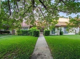 817 W Rochelle Rd in Irving, TX - Building Photo