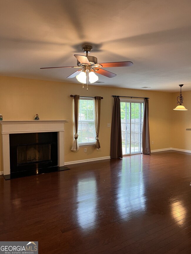 2395 Mayfair Dr in Cumming, GA - Building Photo - Building Photo