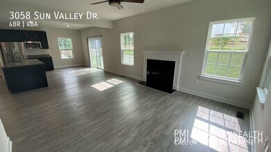 3058 Sun Valley Dr in Charlottesville, VA - Building Photo - Building Photo