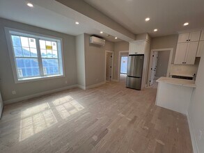 58 Lubec St in Boston, MA - Building Photo - Building Photo