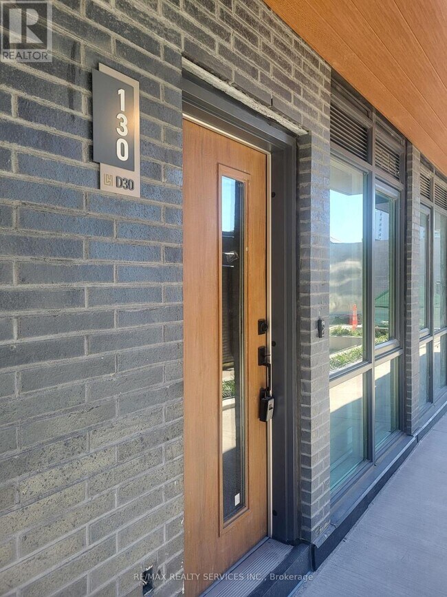 69 Curlew Dr in Toronto, ON - Building Photo - Building Photo