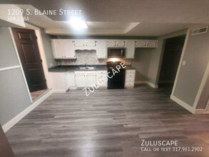 1209 S Blaine St in Muncie, IN - Foto de edificio - Building Photo