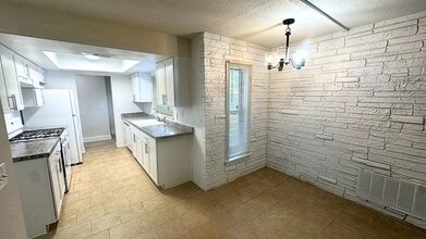 3 Carriage Hill Cir in Casselberry, FL - Building Photo - Building Photo