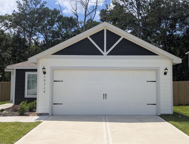property at 10360 Sweetwater Creek Dr