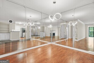 23203 Plantation Dr NE in Atlanta, GA - Building Photo - Building Photo