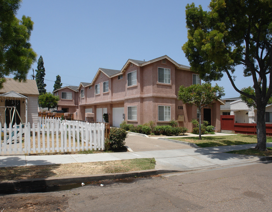 130 Jefferson Ave in Chula Vista, CA - Foto de edificio