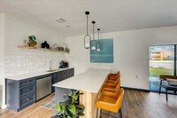 The Alista Apartments in Dallas, TX - Building Photo - Building Photo