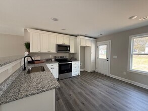 91 7th St in Lexington, NC - Building Photo - Building Photo